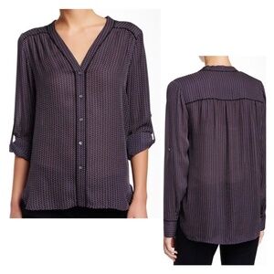 Vince Silk Blouse Women Size XS Geo Print V-Neck Navy Blue Red White Long Sleeve